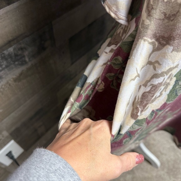 Floral Pink Women's Dress size medium NWT no brand has pockets bell sleeves - Picture 3 of 7